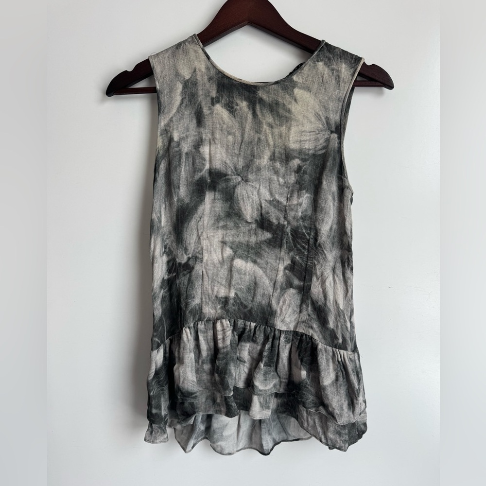Theory Silk Karady Peplum Top Woman Small abstract flattering seam‎ ruffled hem